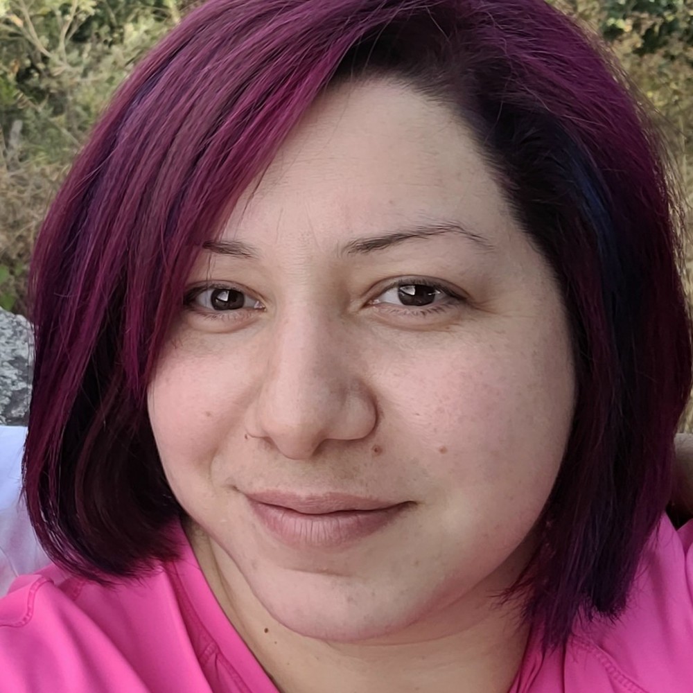 Meet your Posher, Maribel